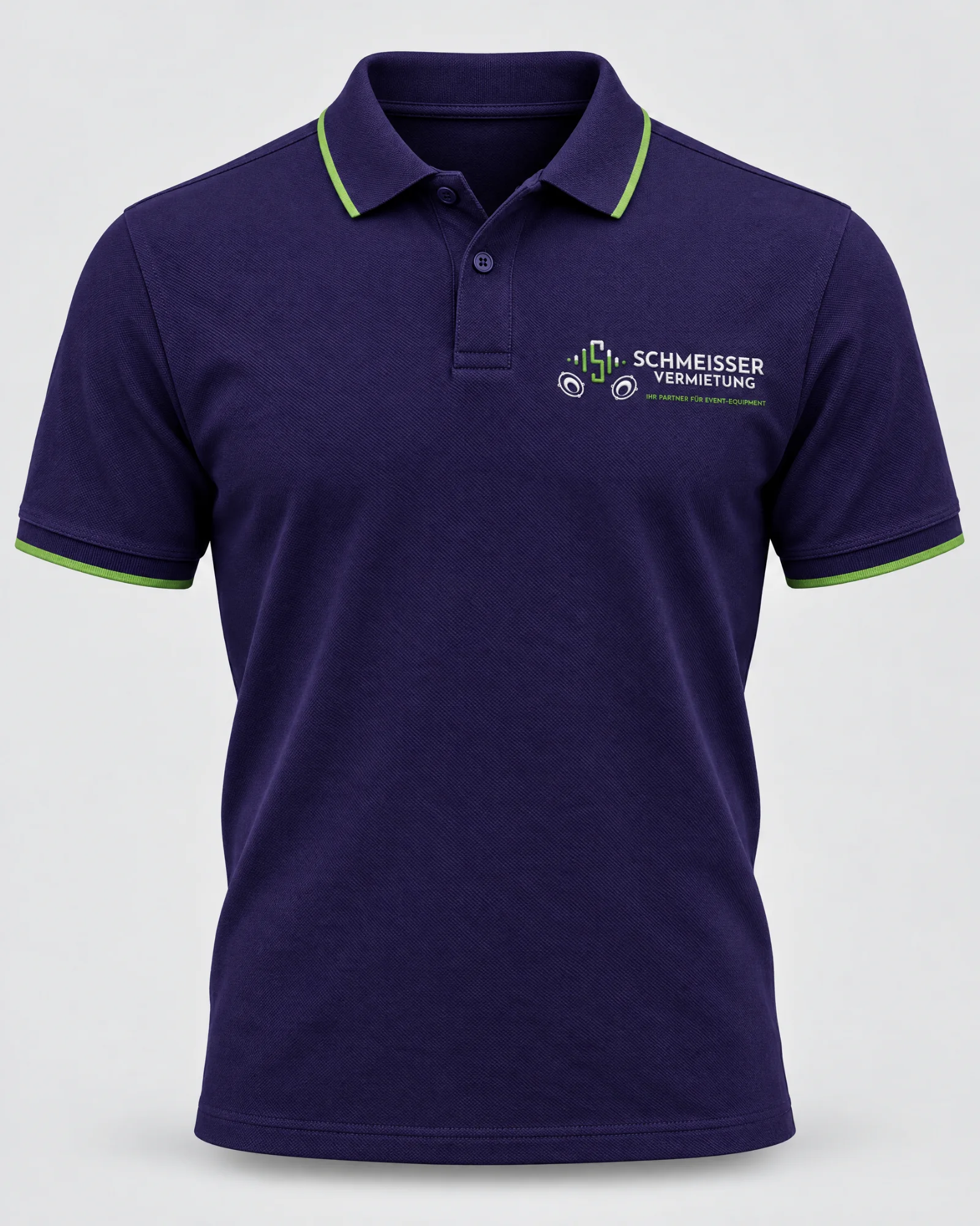 Tiefviolettes Poloshirt mit grünen Kragen- und Ärmelstreifen und gesticktem Logo auf der Brust